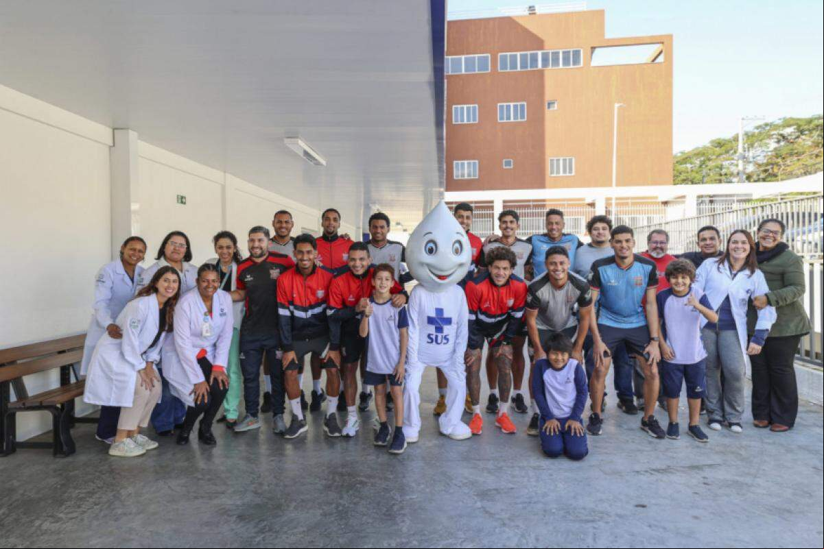 Além de proteger os atletas, a ação mostra o compromisso da equipe com a saúde de toda a população